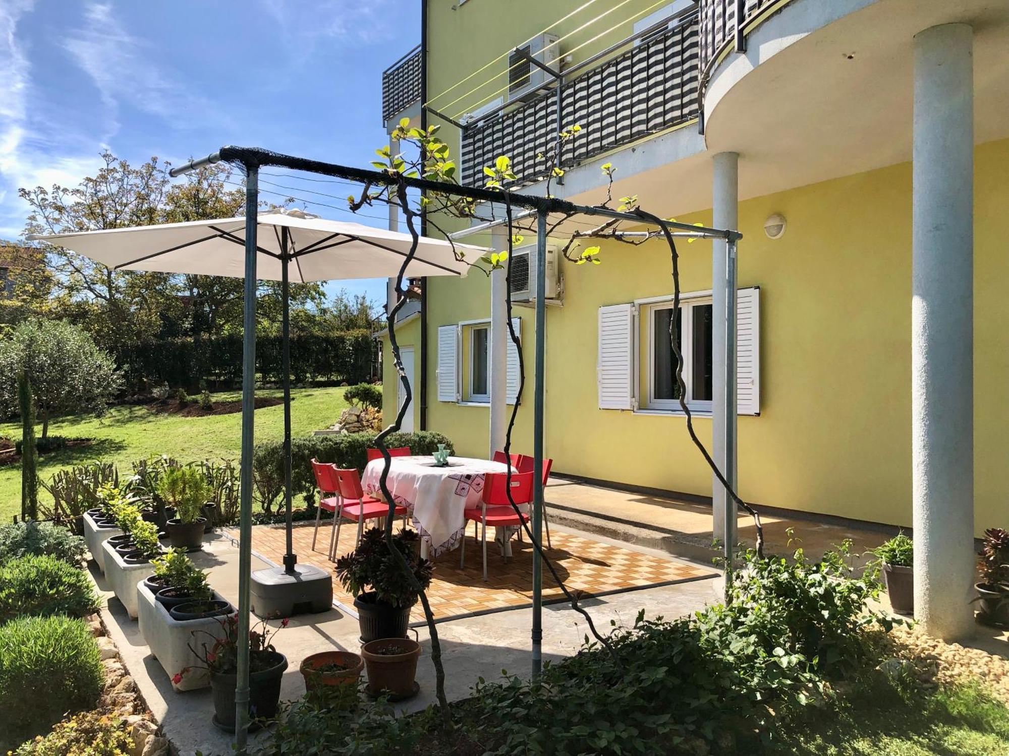Goldfinch Estate Apartment Banjole Bagian luar foto