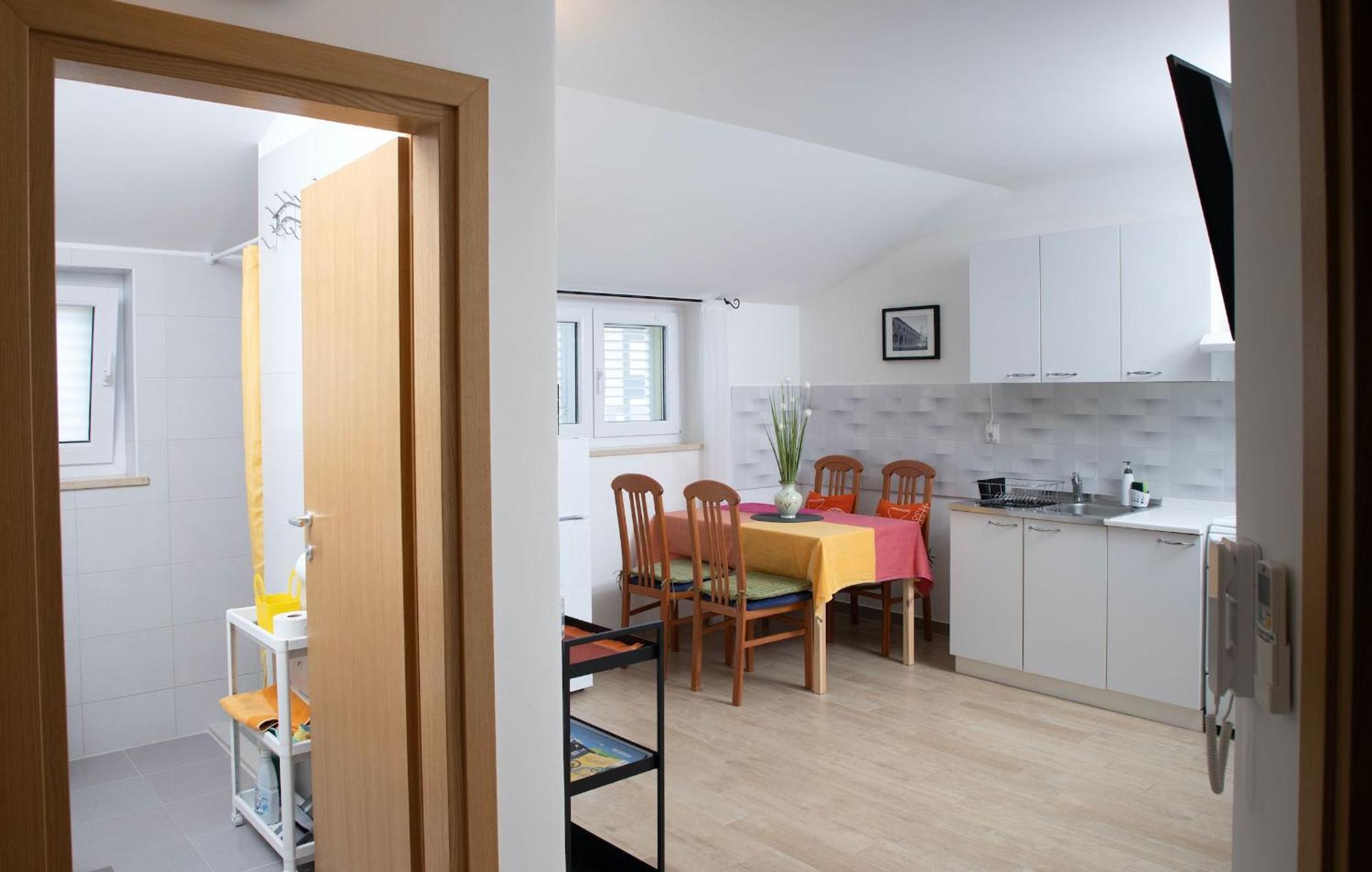 Goldfinch Estate Apartment Banjole Ruang foto
